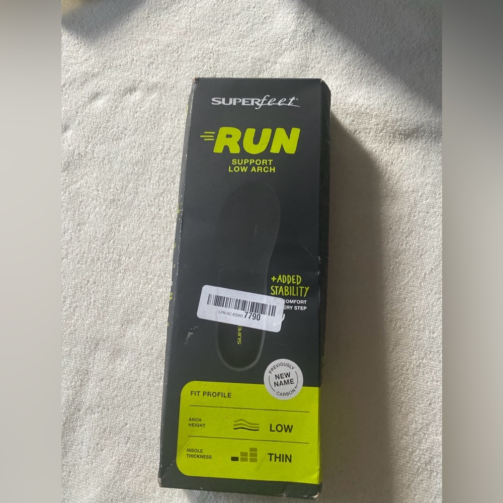 Superfeet RUN Low Arch Support Insoles - Black & Neon Yellow Accents
